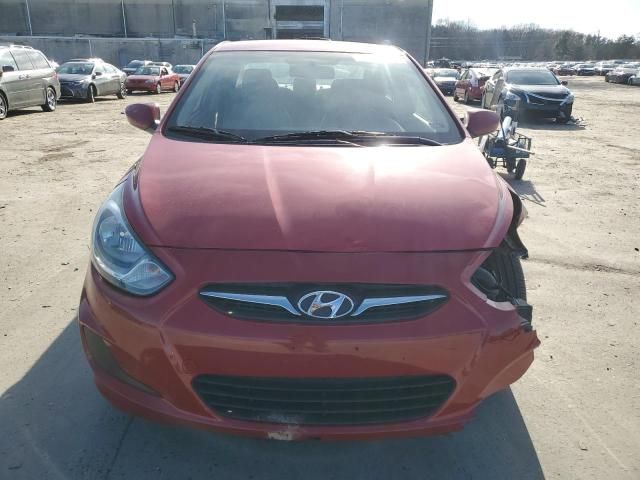 2013 Hyundai Accent GLS