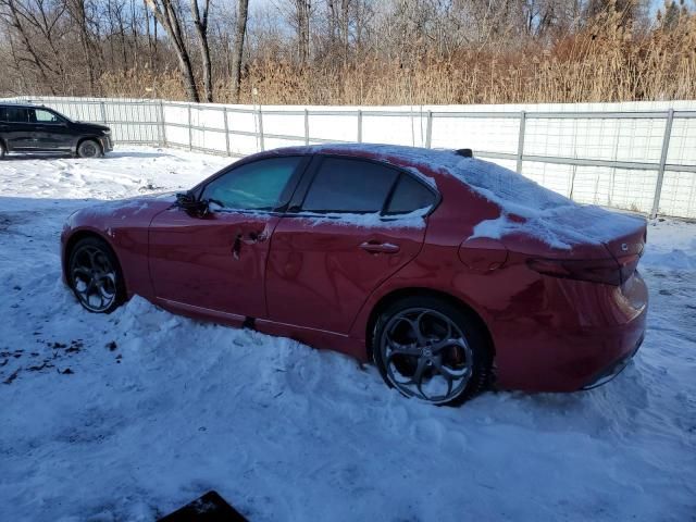 2018 Alfa Romeo Giulia TI Q4