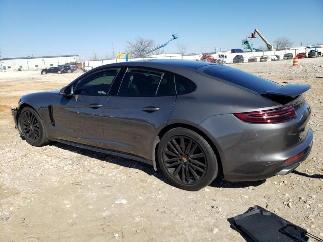 2018 Porsche Panamera 4