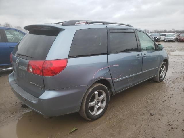 2006 Toyota Sienna XLE