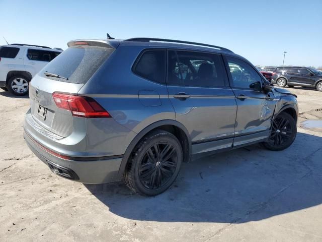 2022 Volkswagen Tiguan SE R-LINE Black