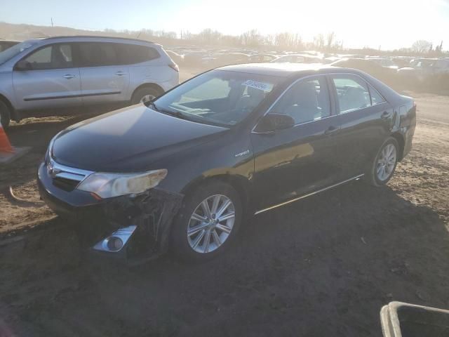 2014 Toyota Camry Hybrid