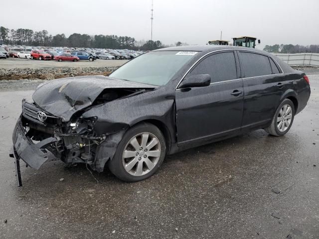 2005 Toyota Avalon XL