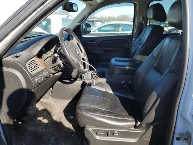 2010 GMC Yukon XL K1500 SLT