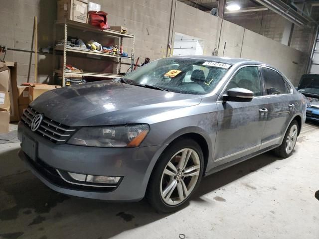 2013 Volkswagen Passat SEL