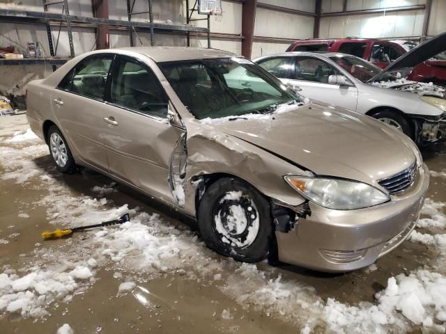 2005 Toyota Camry LE