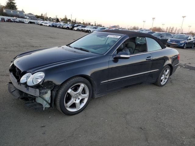 2005 Mercedes-Benz CLK 320