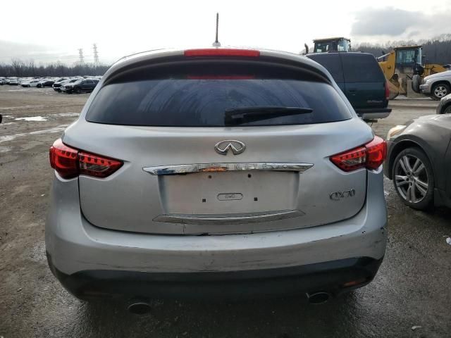 2017 Infiniti QX70