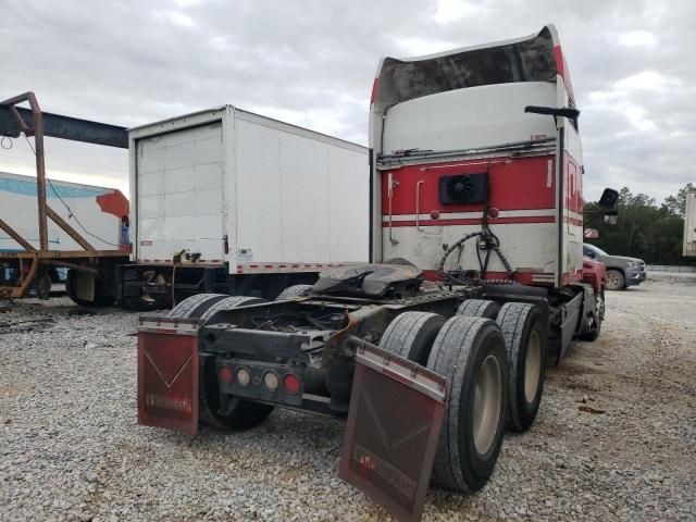 2004 Kenworth Construction T600