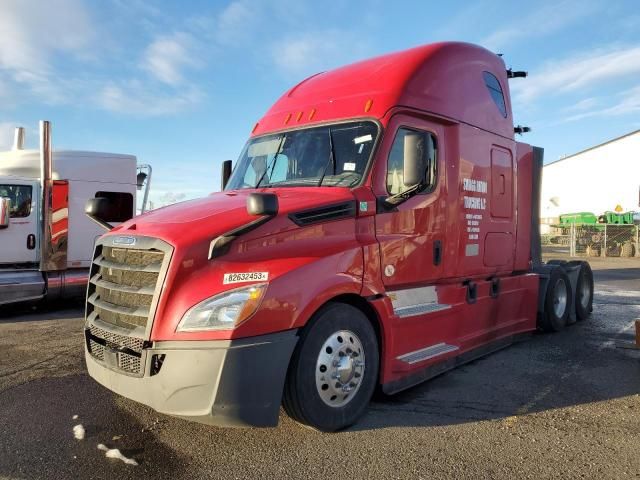 2019 Freightliner Cascadia 126