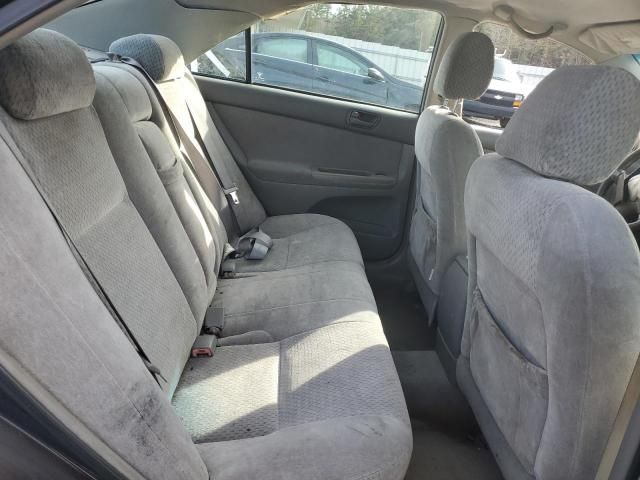 2004 Toyota Camry LE