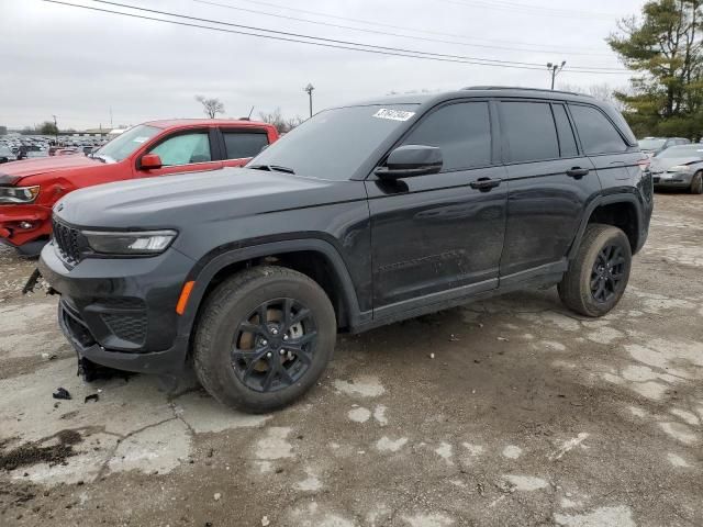 2024 Jeep Grand Cherokee Laredo