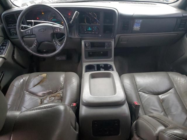 2004 Chevrolet Suburban K1500