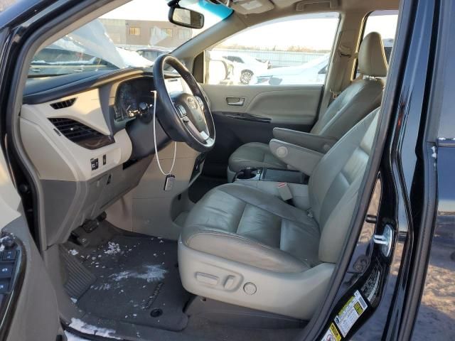 2016 Toyota Sienna XLE