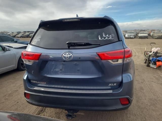 2018 Toyota Highlander SE