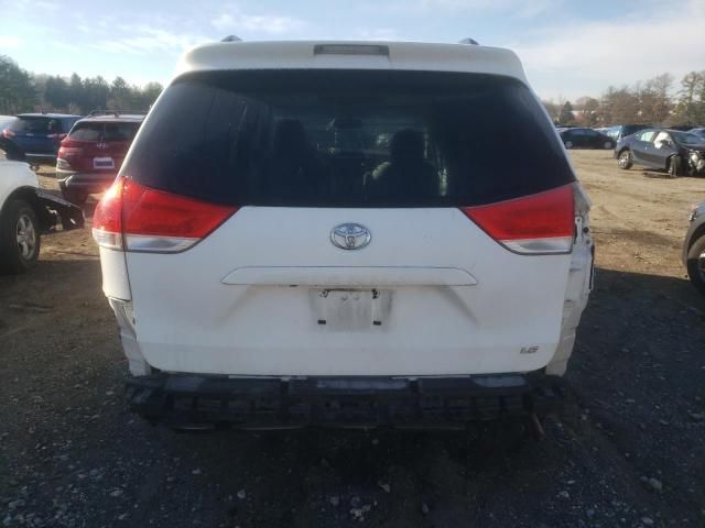 2011 Toyota Sienna LE