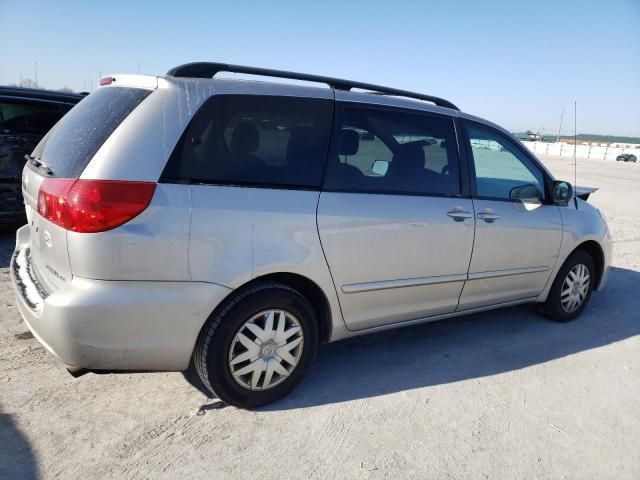 2010 Toyota Sienna CE