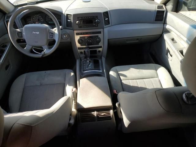 2006 Jeep Grand Cherokee Laredo