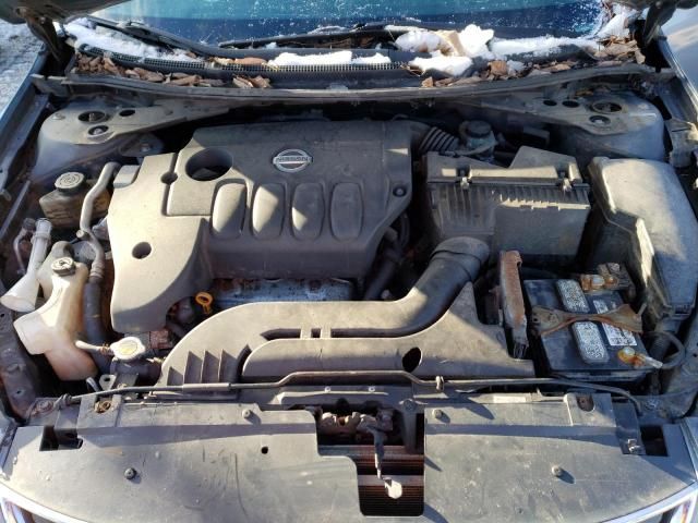 2010 Nissan Altima Base