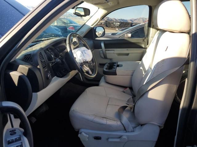 2011 Chevrolet Silverado C1500 LT