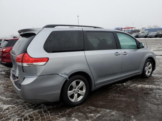 2013 Toyota Sienna LE