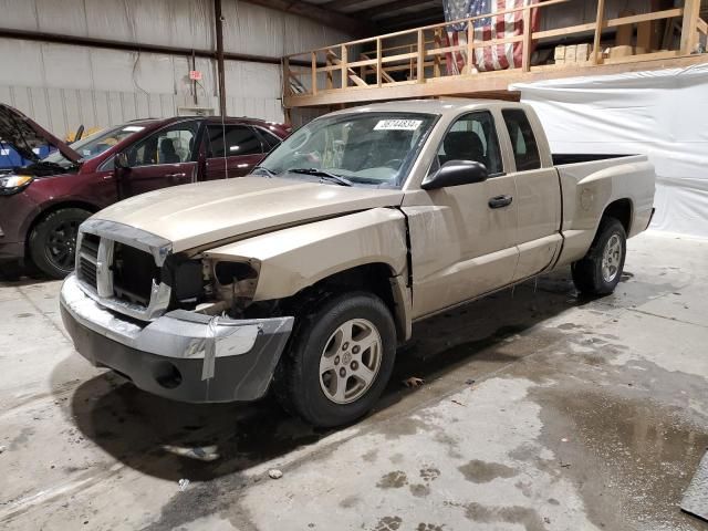 2005 Dodge Dakota SLT