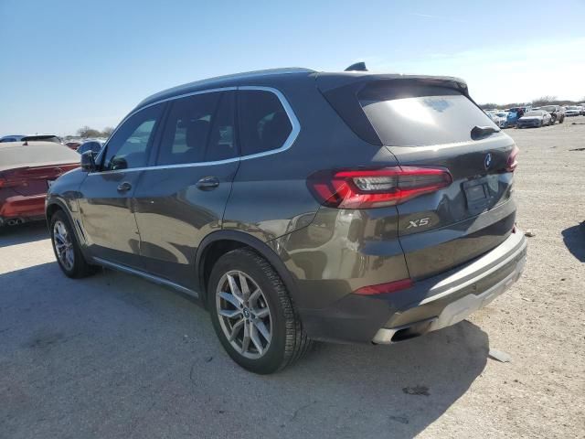 2023 BMW X5 XDRIVE45E