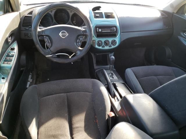 2002 Nissan Altima Base