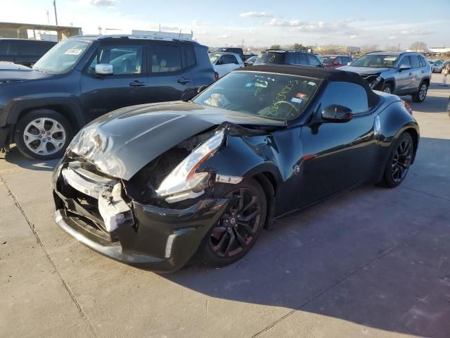 2017 Nissan 370Z Base