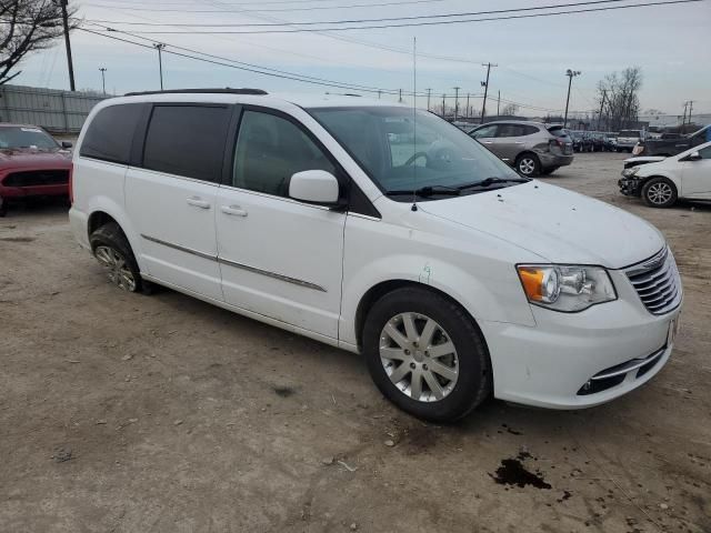 2016 Chrysler Town & Country Touring