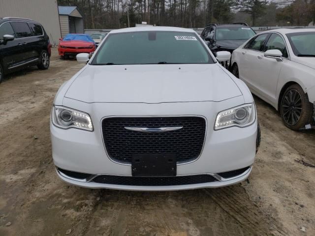 2015 Chrysler 300 Limited