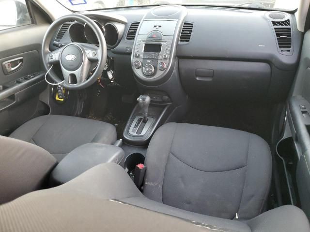 2010 KIA Soul +