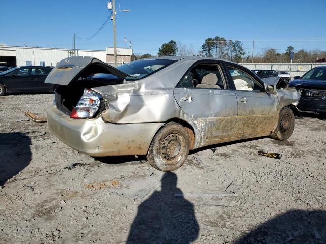 2004 Toyota Camry LE