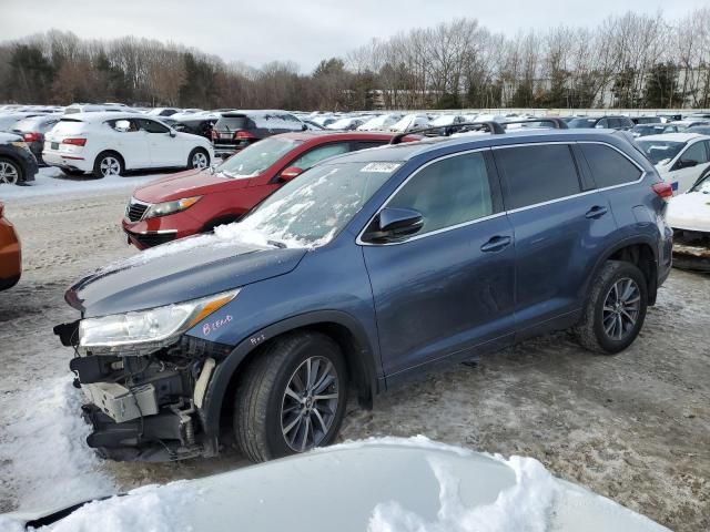 2018 Toyota Highlander SE