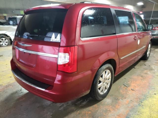 2016 Chrysler Town & Country Touring