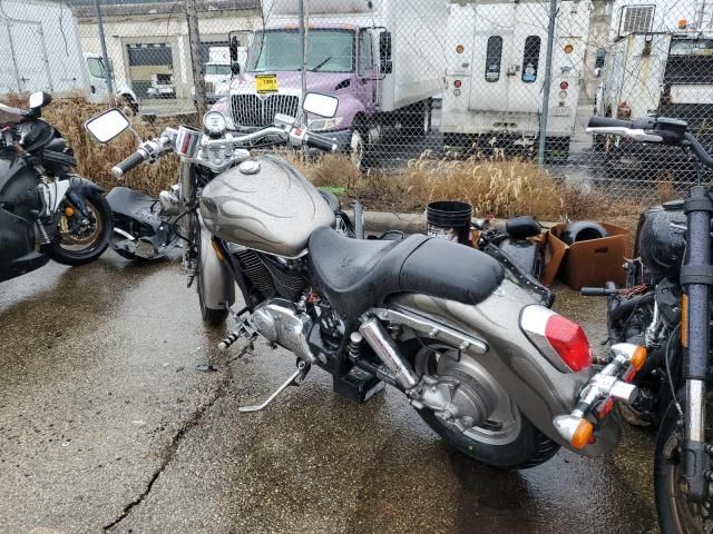 2006 Honda VT1100 C2