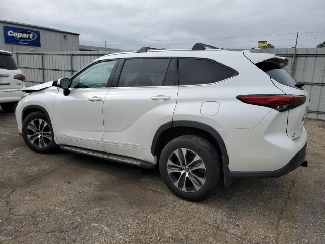 2021 Toyota Highlander XLE