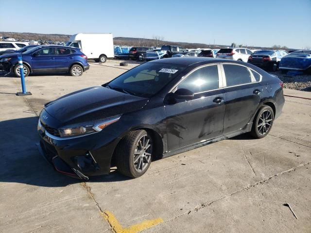 2022 KIA Forte GT Line