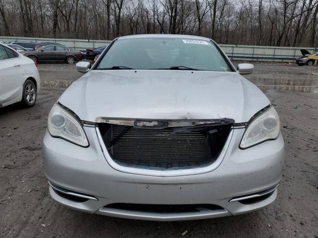 2011 Chrysler 200 Touring