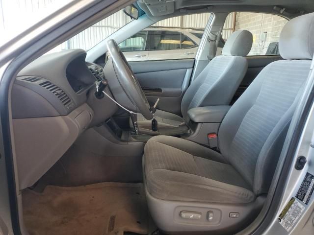 2005 Toyota Camry LE