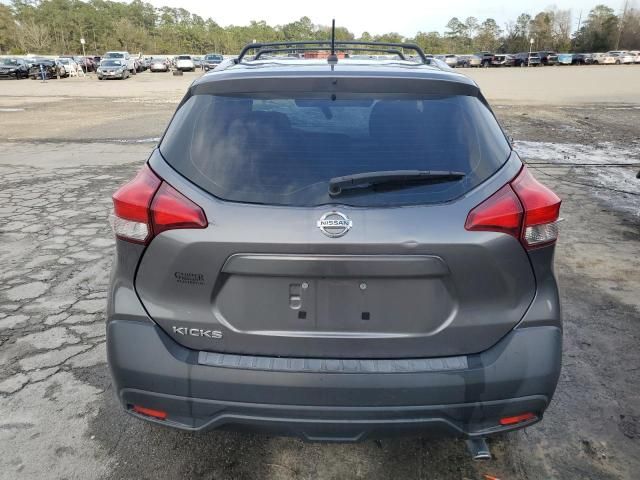 2019 Nissan Kicks S