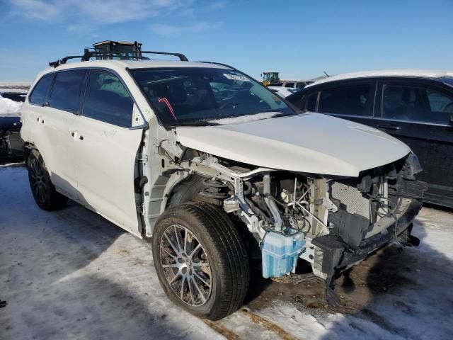 2018 Toyota Highlander SE