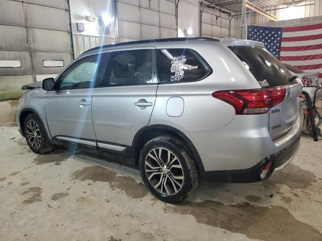 2016 Mitsubishi Outlander SE