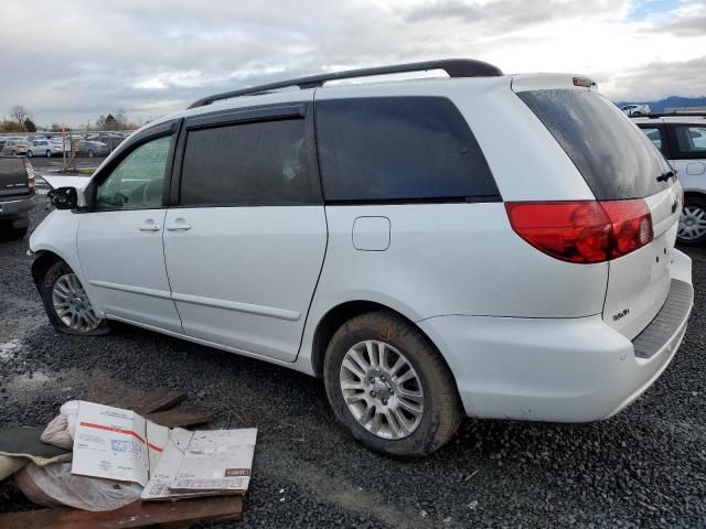 2008 Toyota Sienna XLE