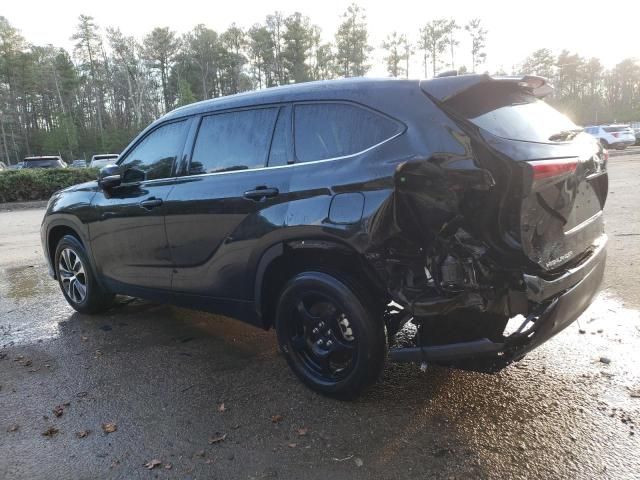 2021 Toyota Highlander XLE