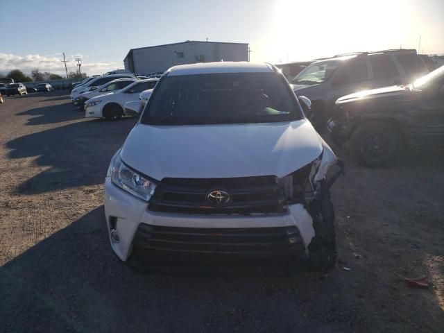 2019 Toyota Highlander LE