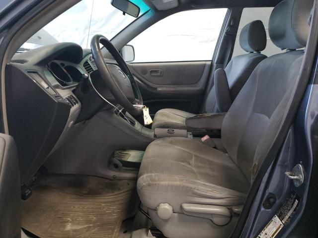 2004 Toyota Highlander Base