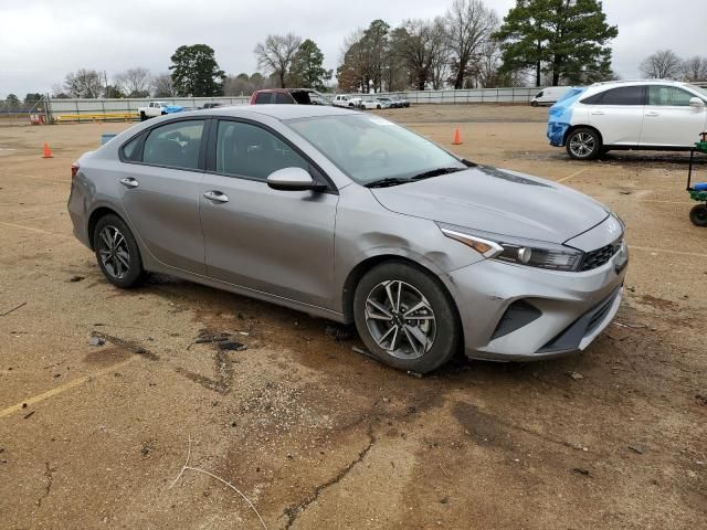 2023 KIA Forte LX