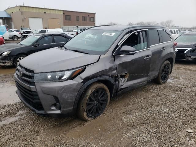 2019 Toyota Highlander SE