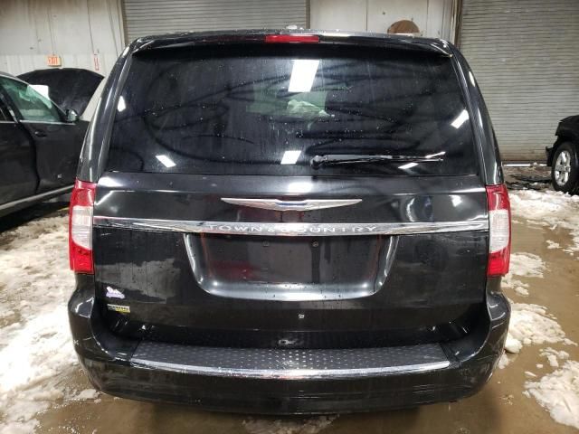 2012 Chrysler Town & Country Touring